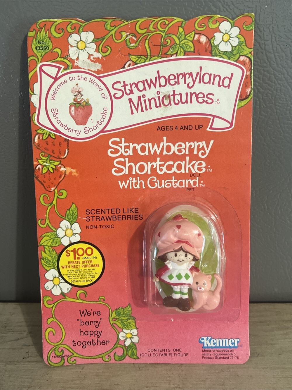 1981 Strawberryland Miniatures Strawberry Shortcake w Custard Kenner